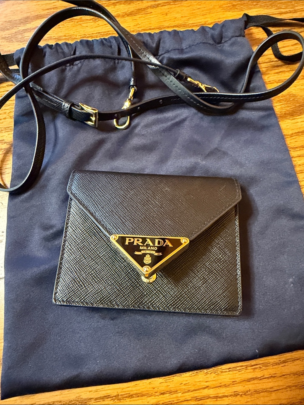 Prada Black Leather Crossbody Wallet with Gold Logo card holder on chain so cute - Picture 6 of 11